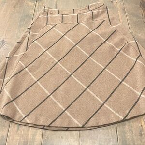SOLD ✅ Catherine Malandrino Women’s Wool Blend Brown Plaid Lined Skirt Size: 10
